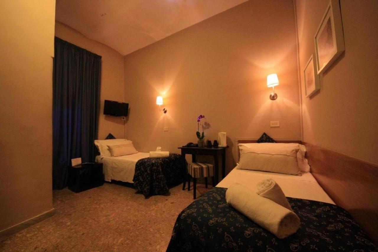 Hotel Felice Рим Екстер'єр фото